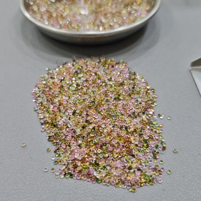 200 Pcs of Tourmaline Round Cut | 1.2mm - The LabradoriteKing