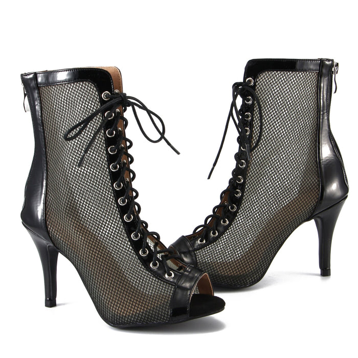 lace up booties