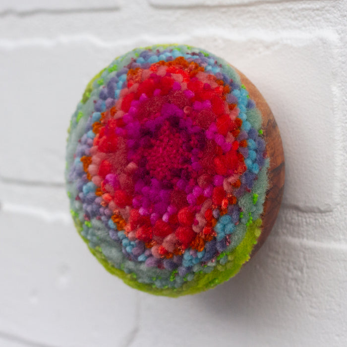 Midi Puff in Olive Wood Frame | Hibiscus