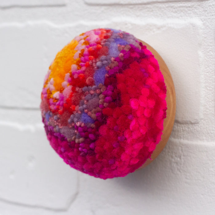 Midi Puff in Olive Wood Frame | Orange + Hot Pink