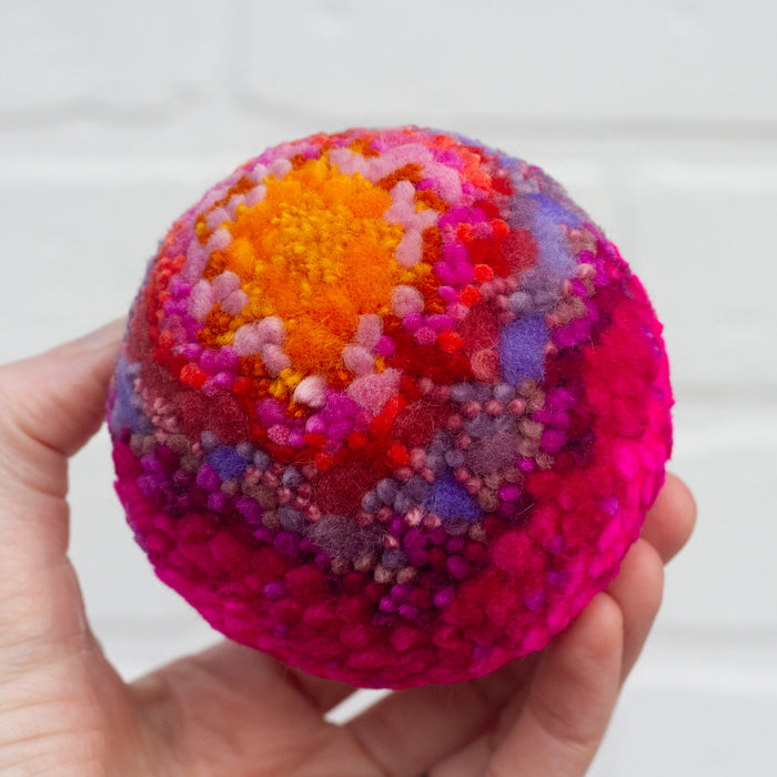 Midi Puff in Olive Wood Frame | Orange + Hot Pink