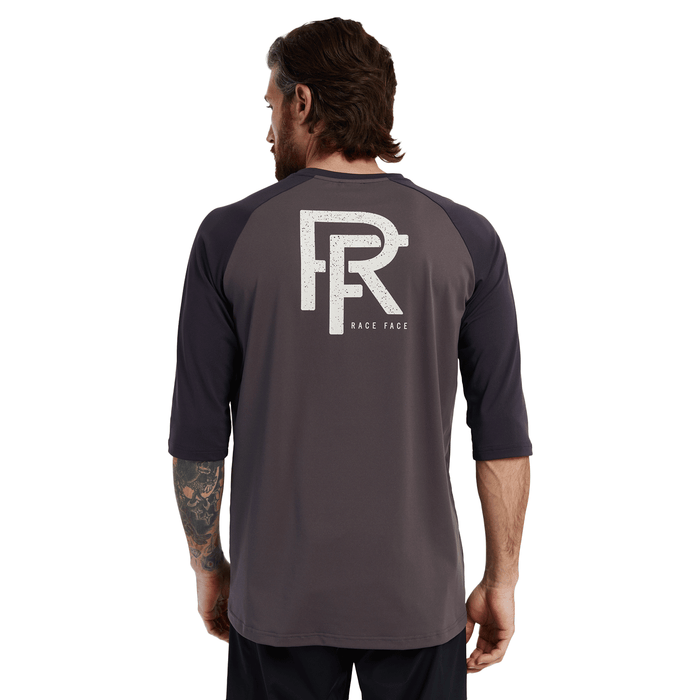 Race Face Men's Commit 3/4 Sleeve Shirt Charcoal
