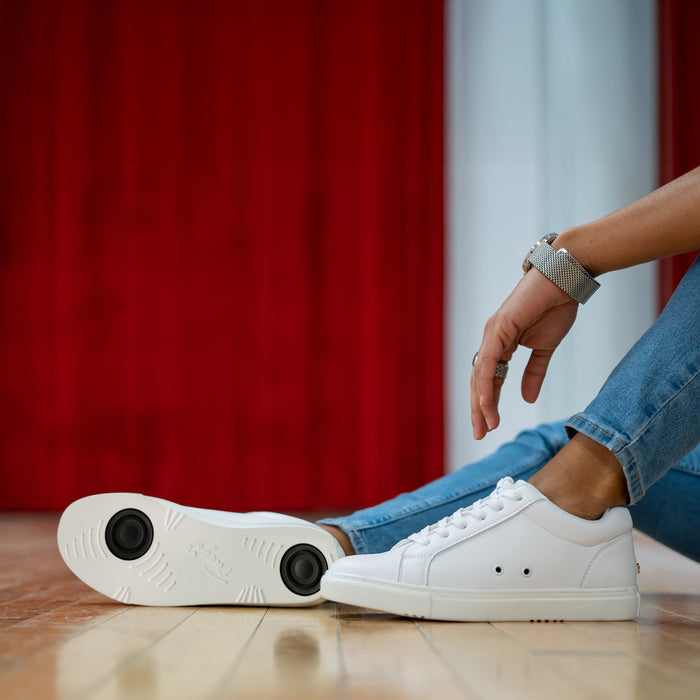 White | Low-top | Fuego